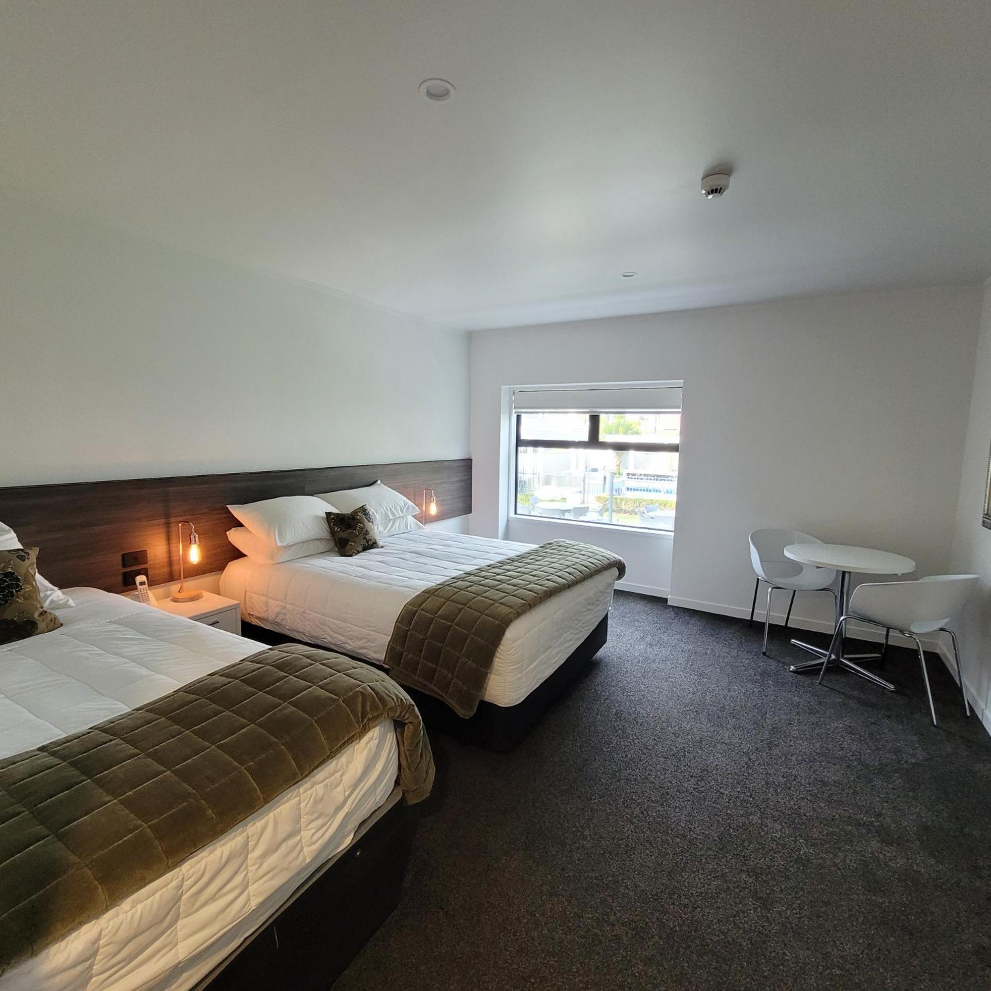 The Devon Hotel&centro de conferencias New Plymouth Exterior foto